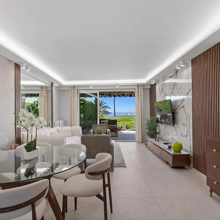 Ref 2004 - - Sea View For Rent