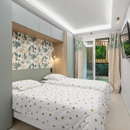 Daire Ref 2004 - - Sea View For Rent