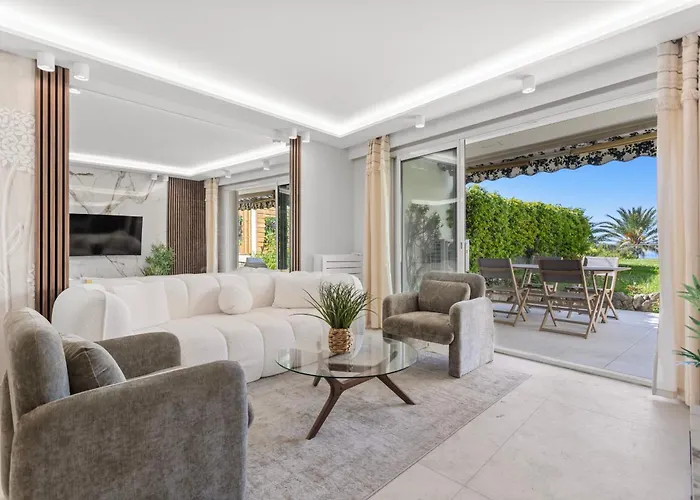 Ref 2004 - - Sea View For Rent كان