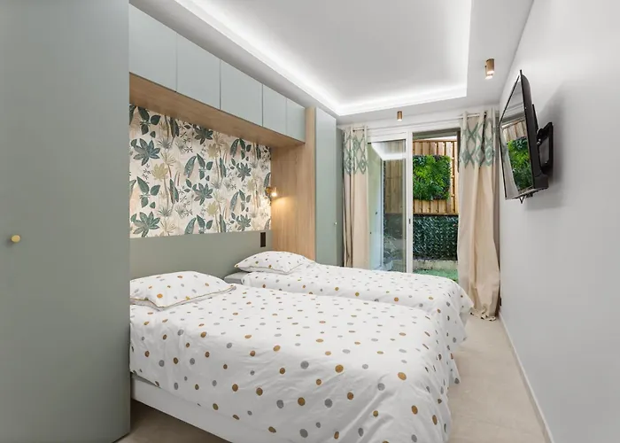 شقة Ref 2004 - - Sea View For Rent