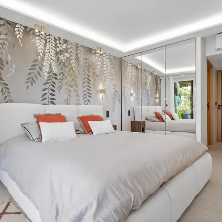 Ref 2004 - - Sea View For Rent דירה