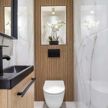 Apartamento Ref 2004 - - Sea View For Rent Cannes